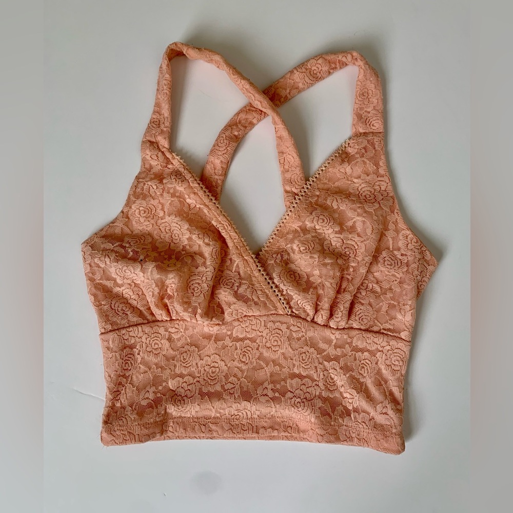 Bozzolo pink lace crop top